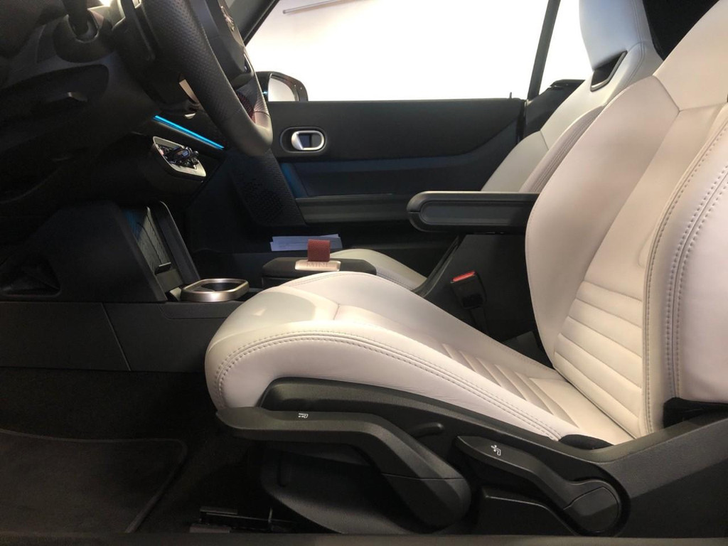 Mini John Cooper Works Cabrio