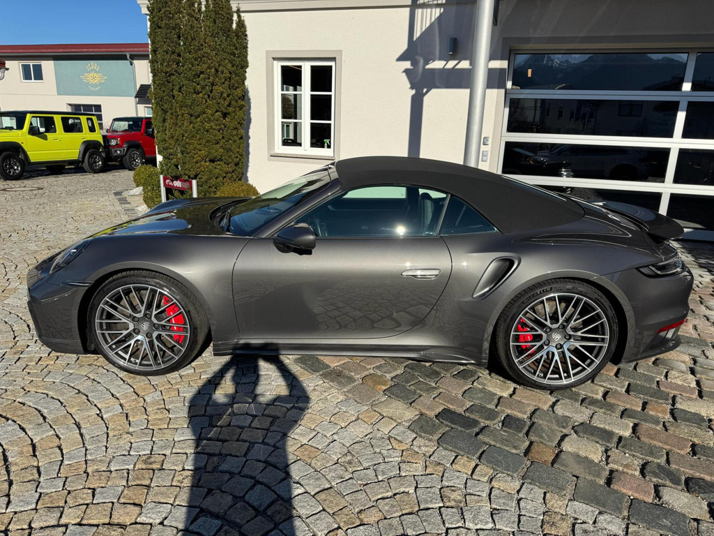 Porsche 992