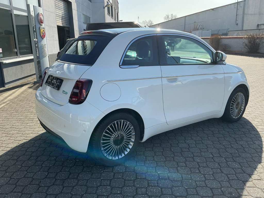 Fiat 500e