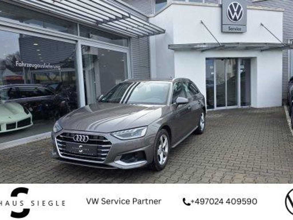 Audi A4 2021 Benzine