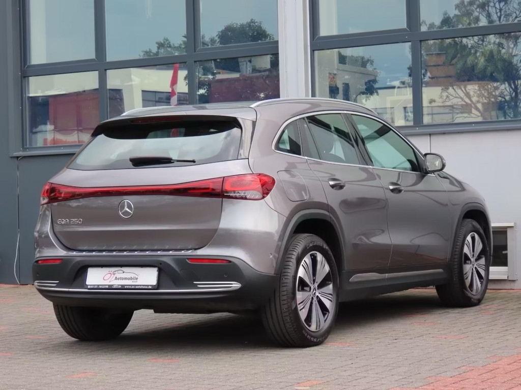 Mercedes-Benz EQA