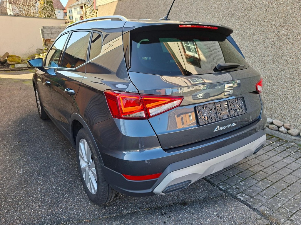 Seat Arona
