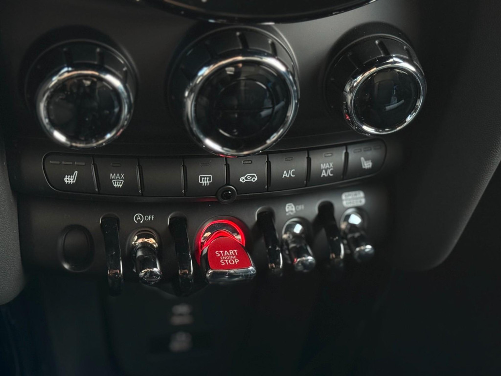 Mini John Cooper Works Cabrio