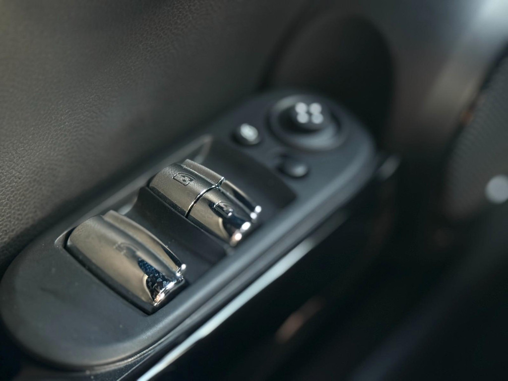 Mini John Cooper Works Cabrio