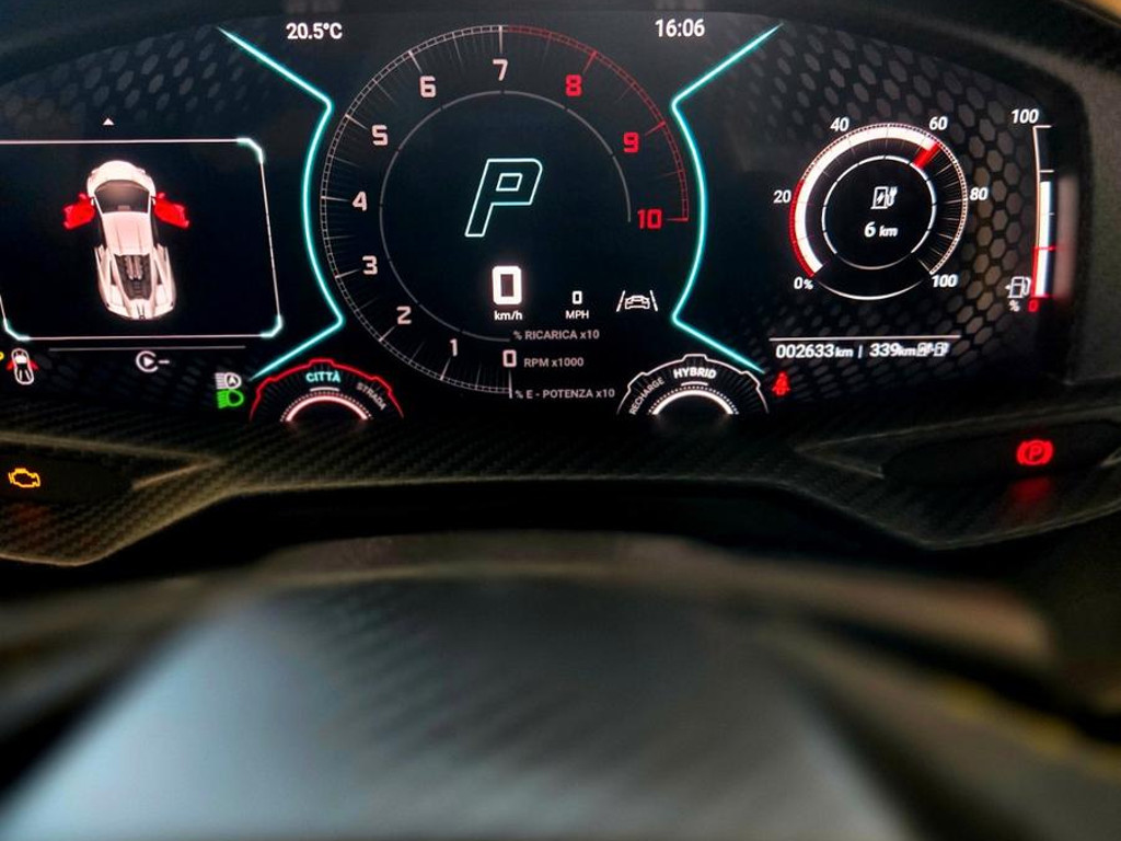 Lamborghini Revuelto