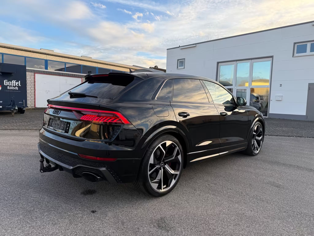 Audi RS Q8