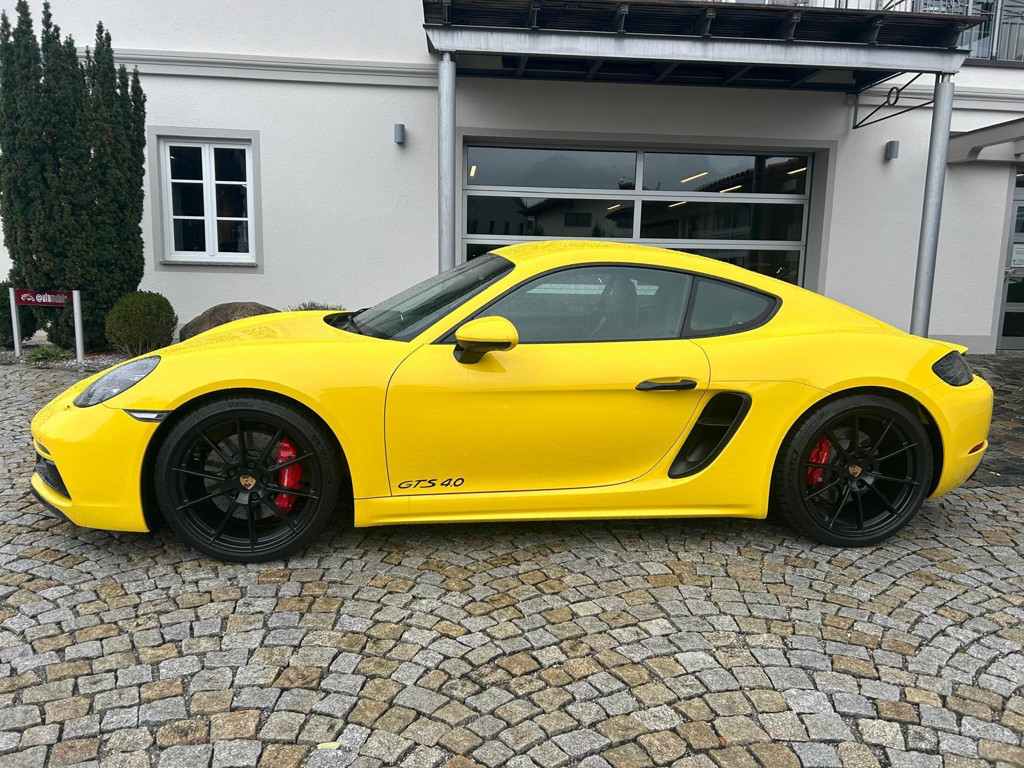 Porsche Cayman