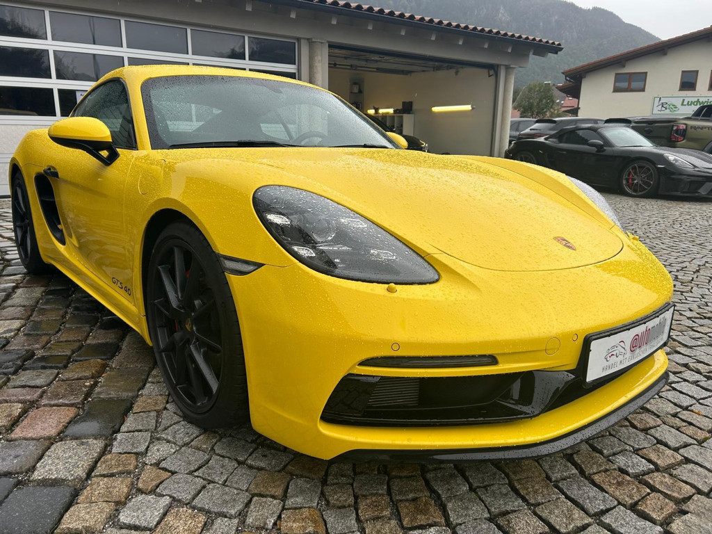 Porsche Cayman