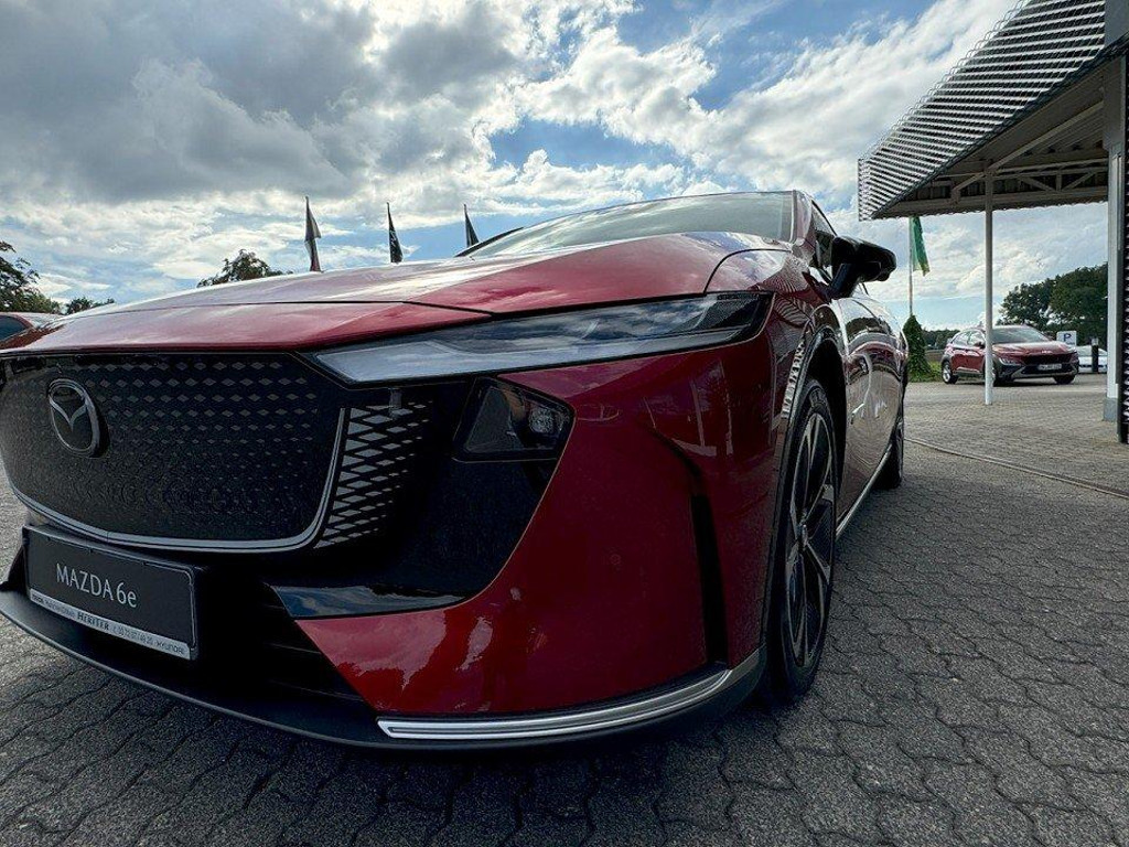 Mazda 6e