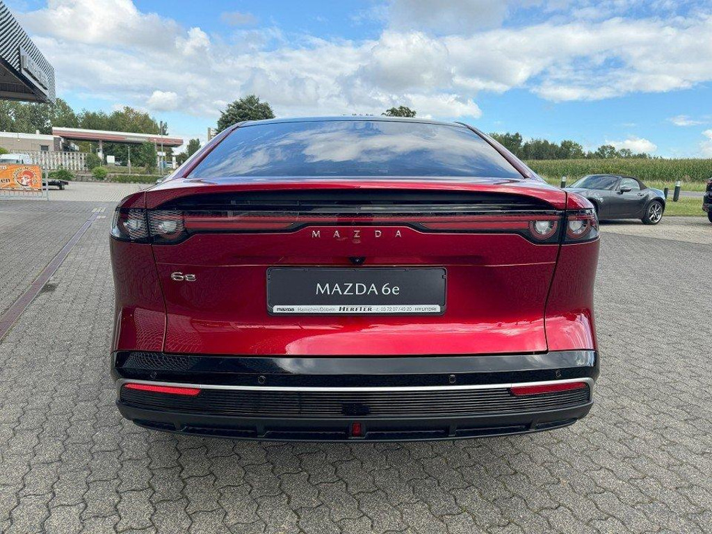 Mazda 6e