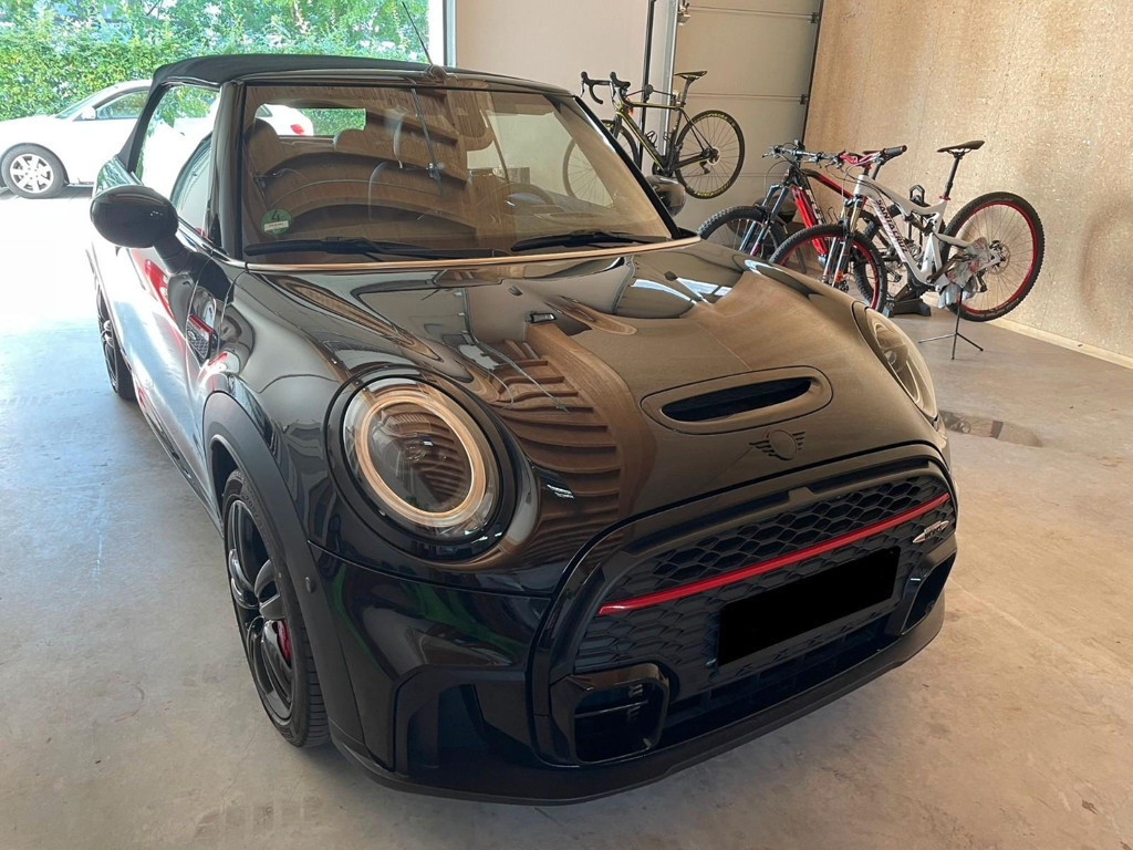 Mini John Cooper Works Cabrio