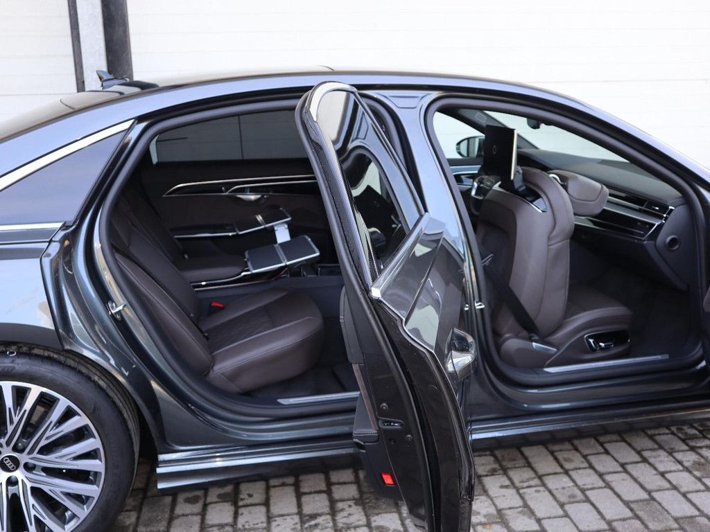 Audi A8 2024 Hybride Benzine