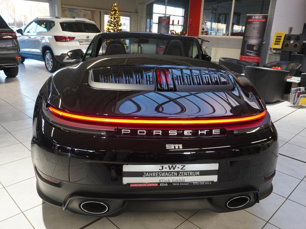 Porsche 992
