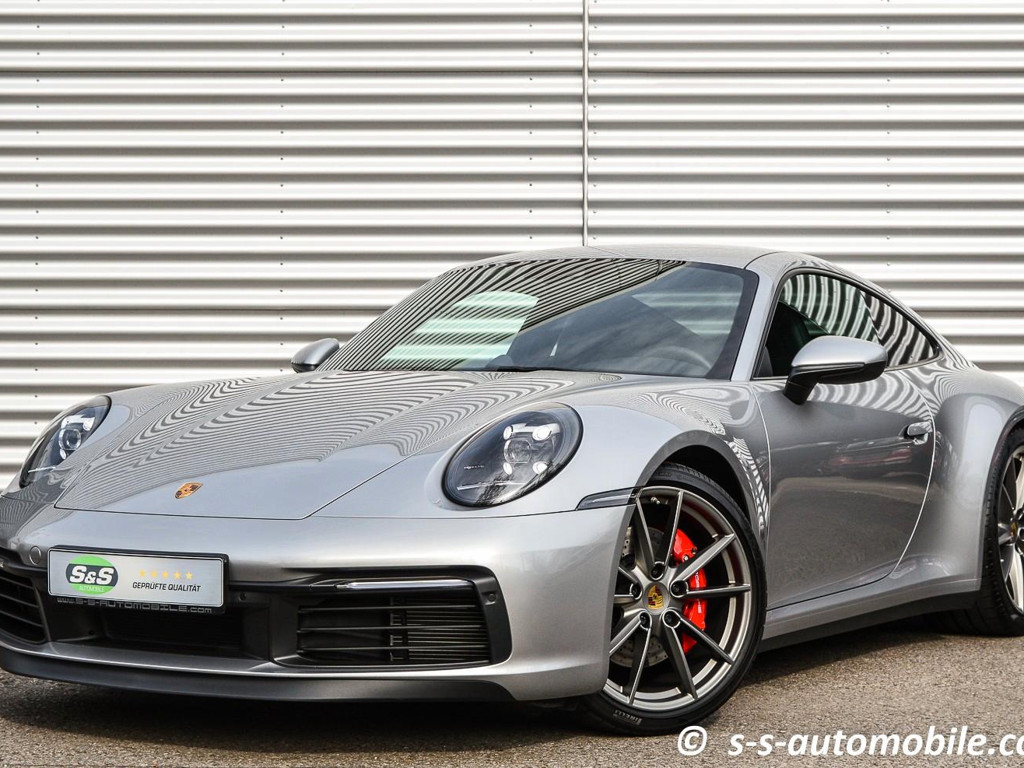 Porsche 992 2021 Benzine
