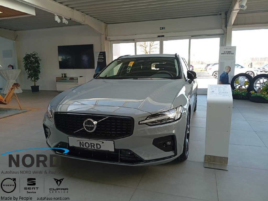 Volvo V60 2025 Benzine