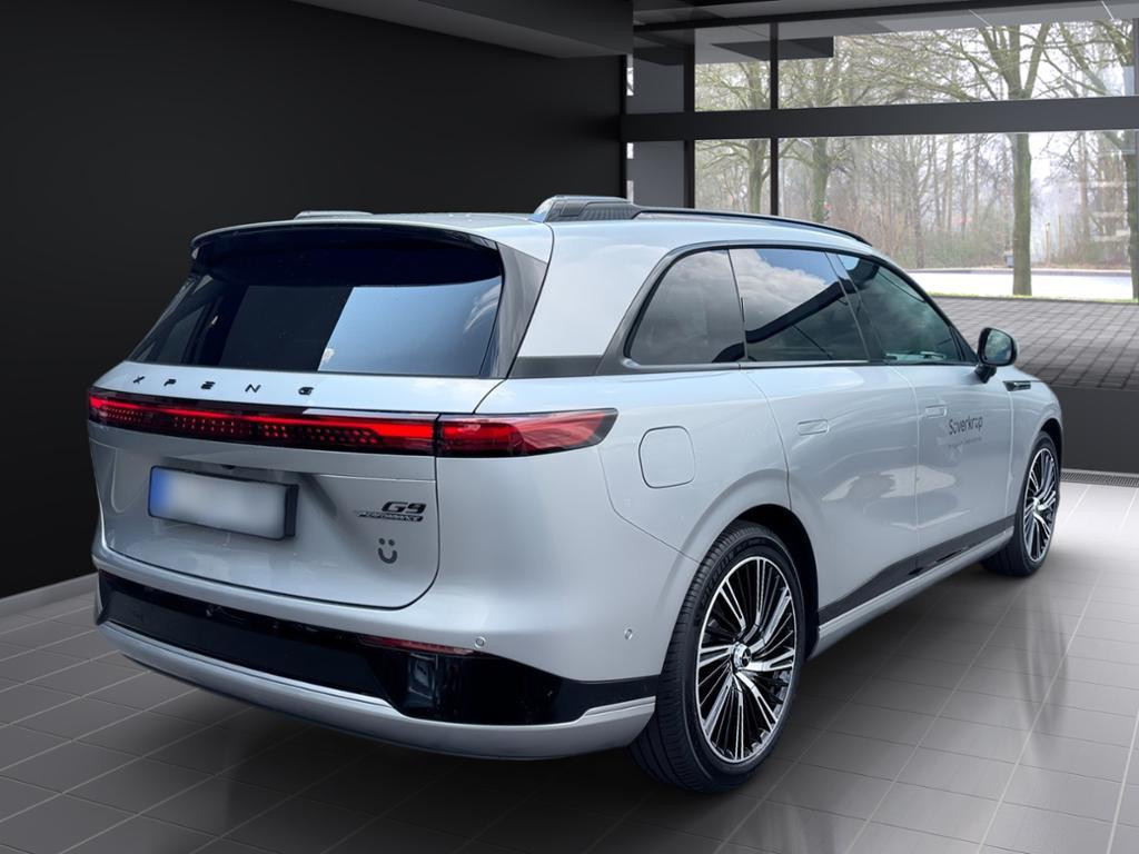 Xpeng G9
