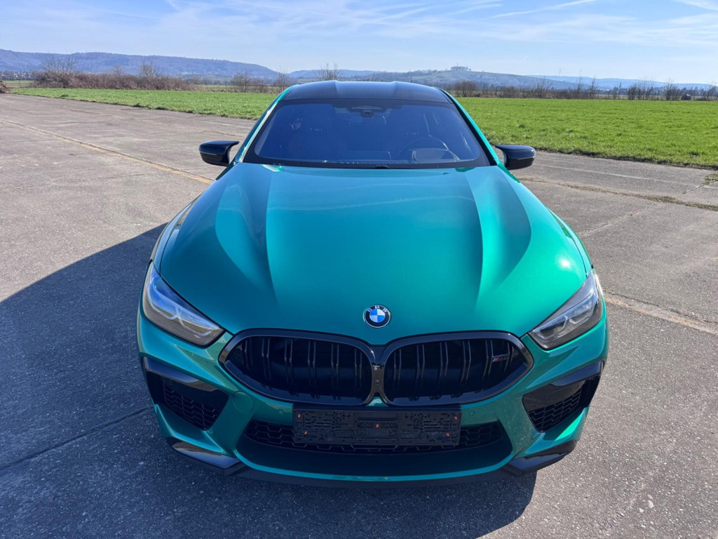 BMW M8