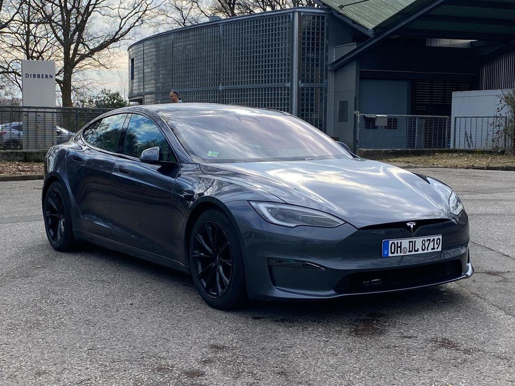 Tesla Model S