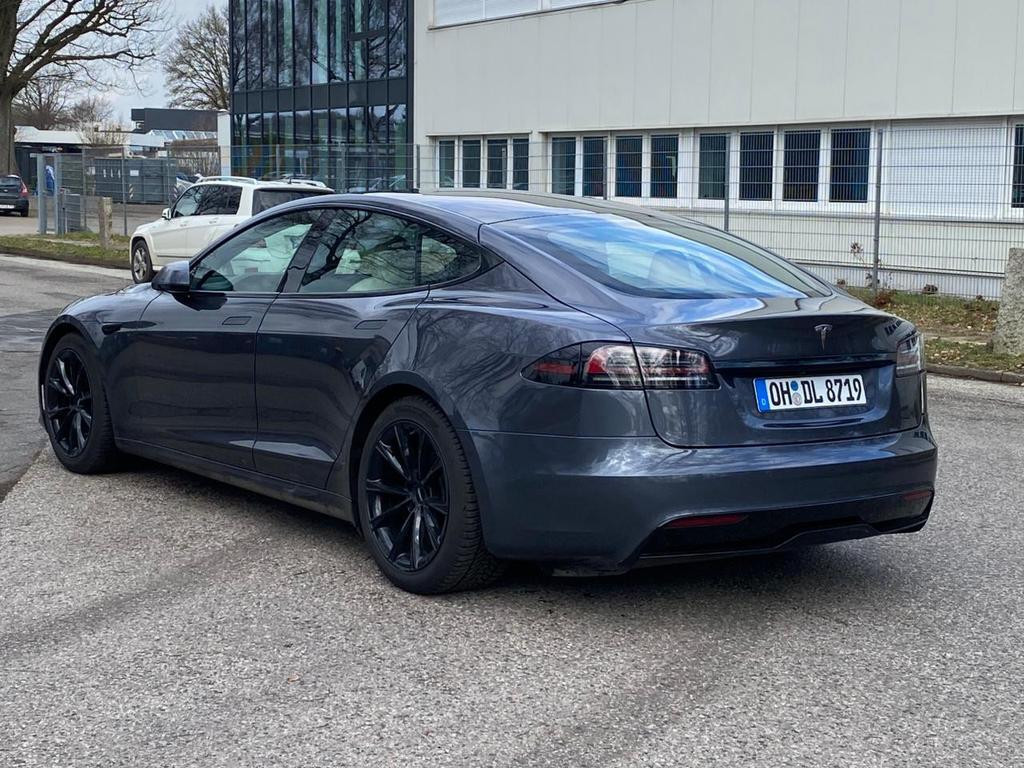 Tesla Model S