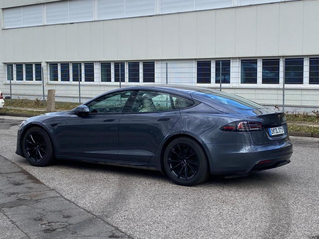 Tesla Model S