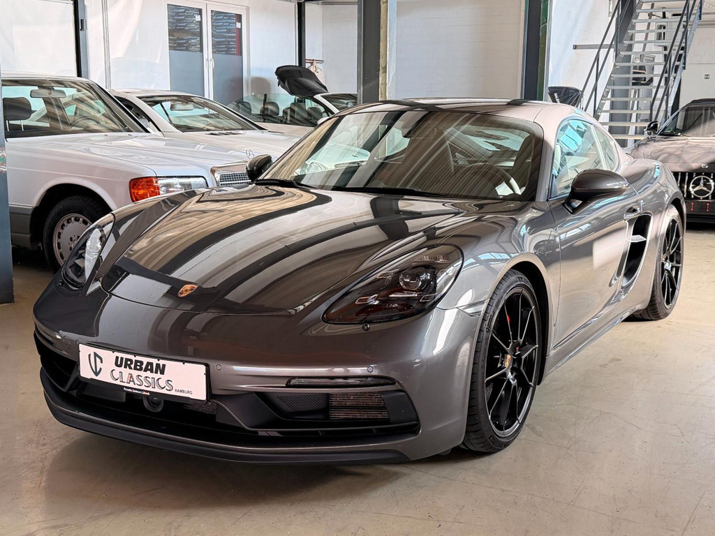 Porsche Cayman 2023 Benzine