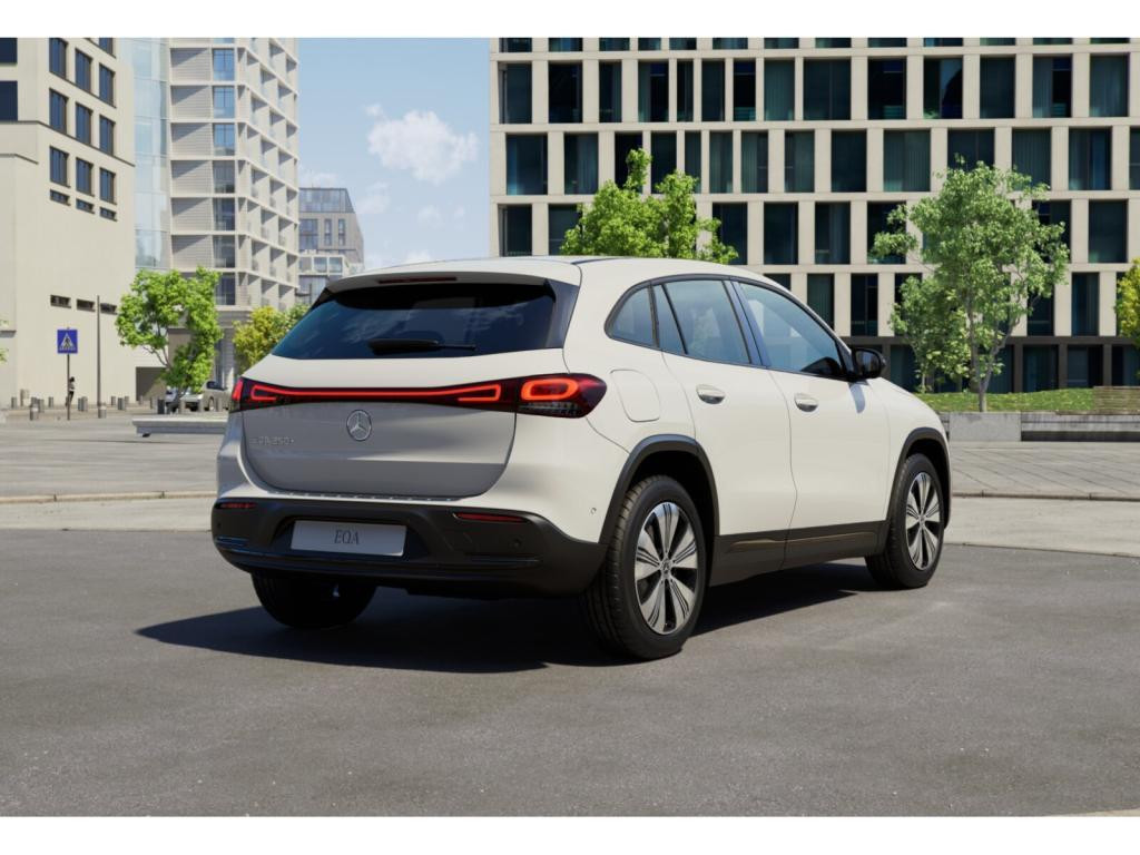 Mercedes-Benz EQA
