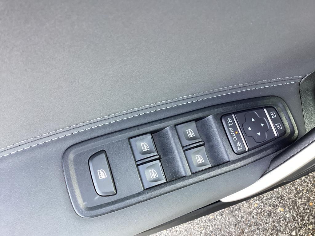Mercedes-Benz EQT