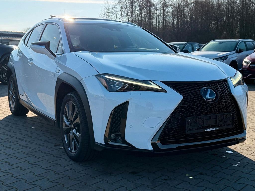 Lexus UX