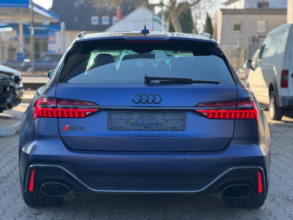 Audi RS6
