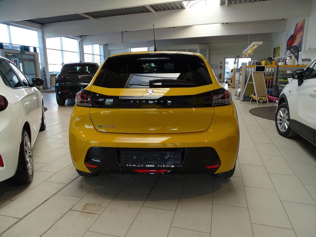 Peugeot e-208