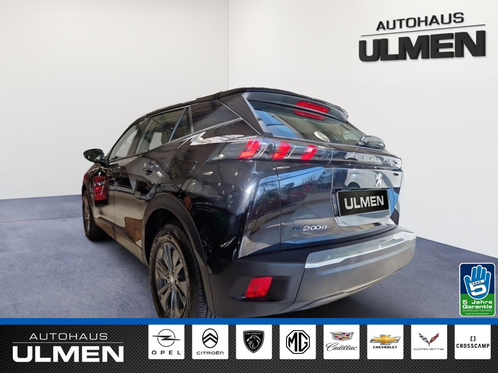 Peugeot e-2008