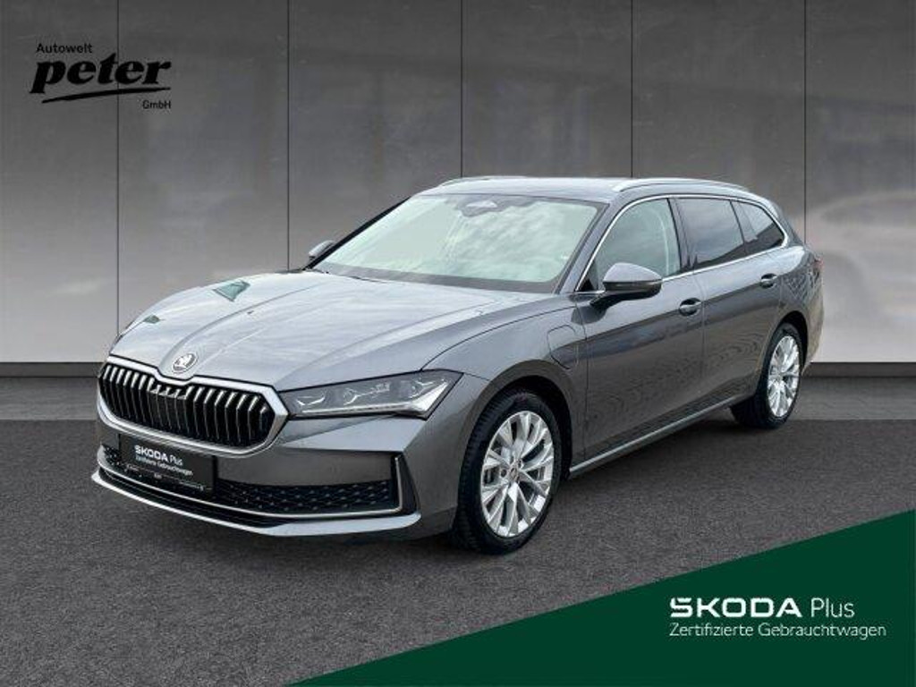 Skoda Superb 2024 Hybride Benzine