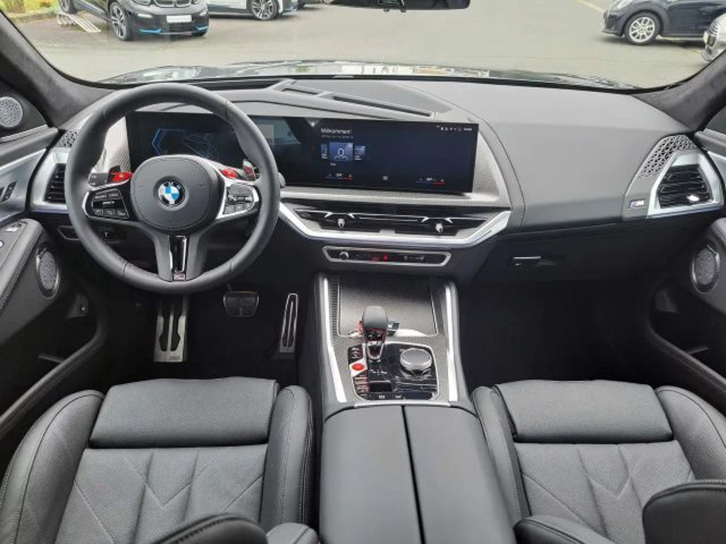 BMW XM