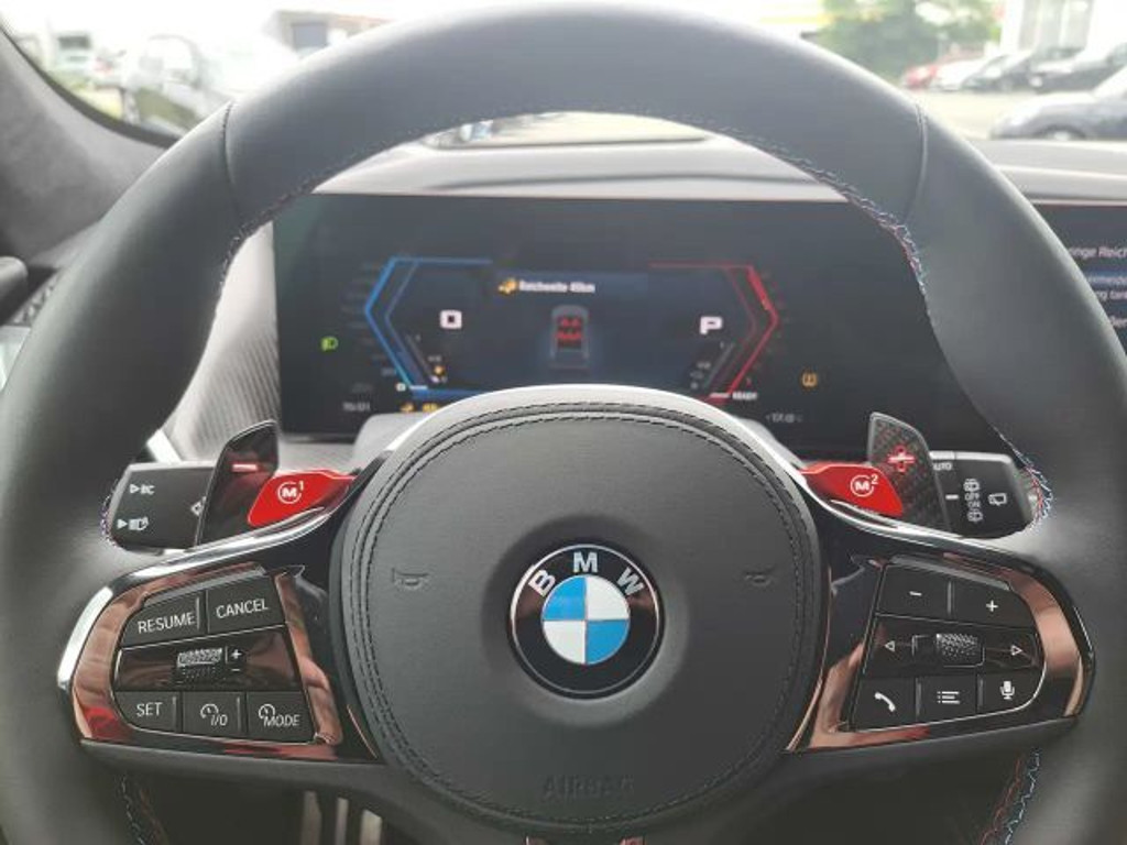 BMW XM