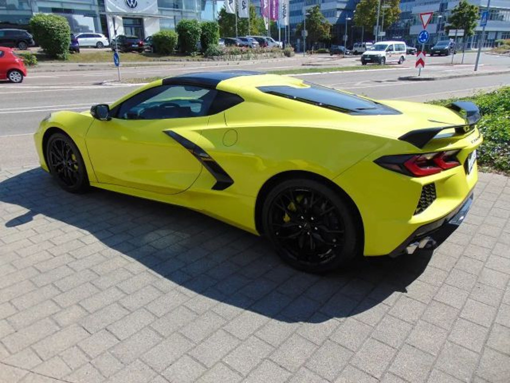 Corvette C8