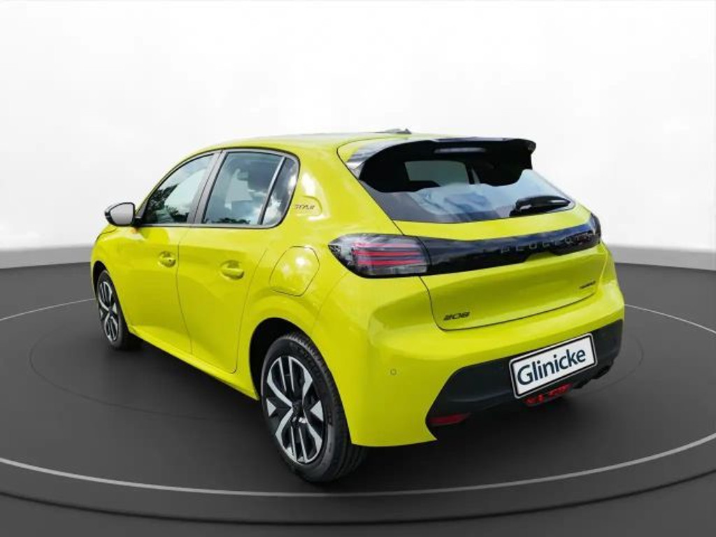 Peugeot e-208