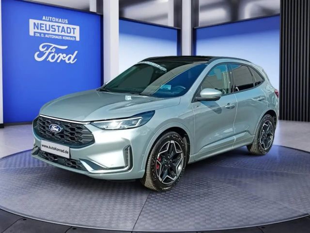 Ford Kuga 2025 Benzine
