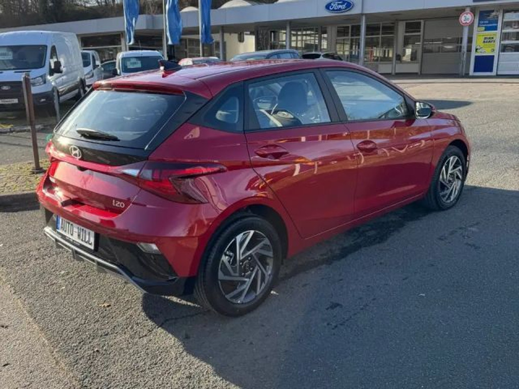 Hyundai i20
