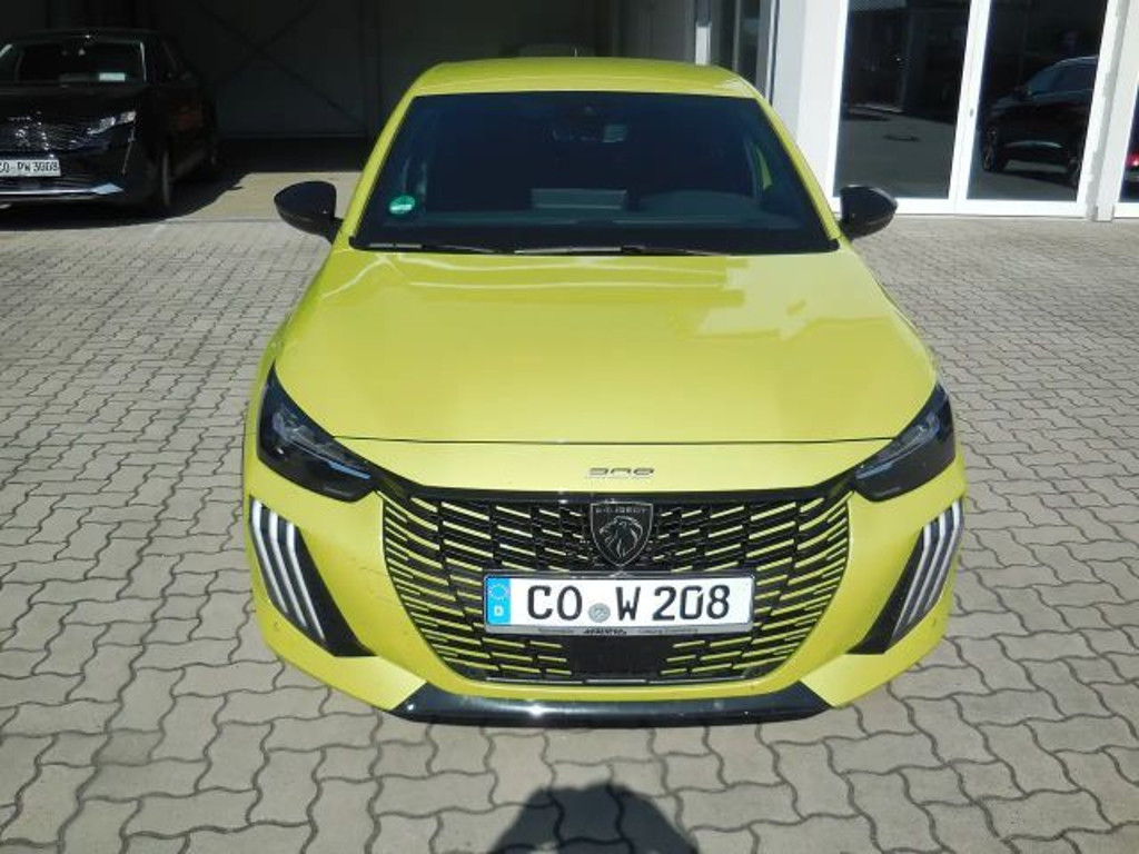 Peugeot e-208