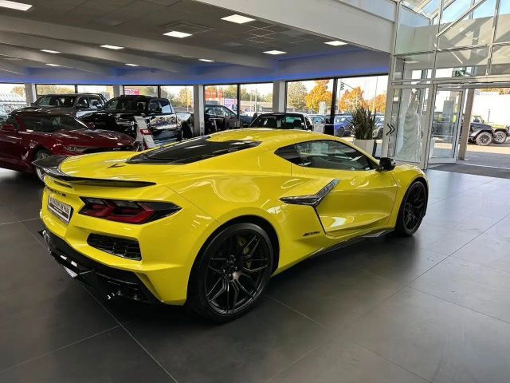 Corvette C8