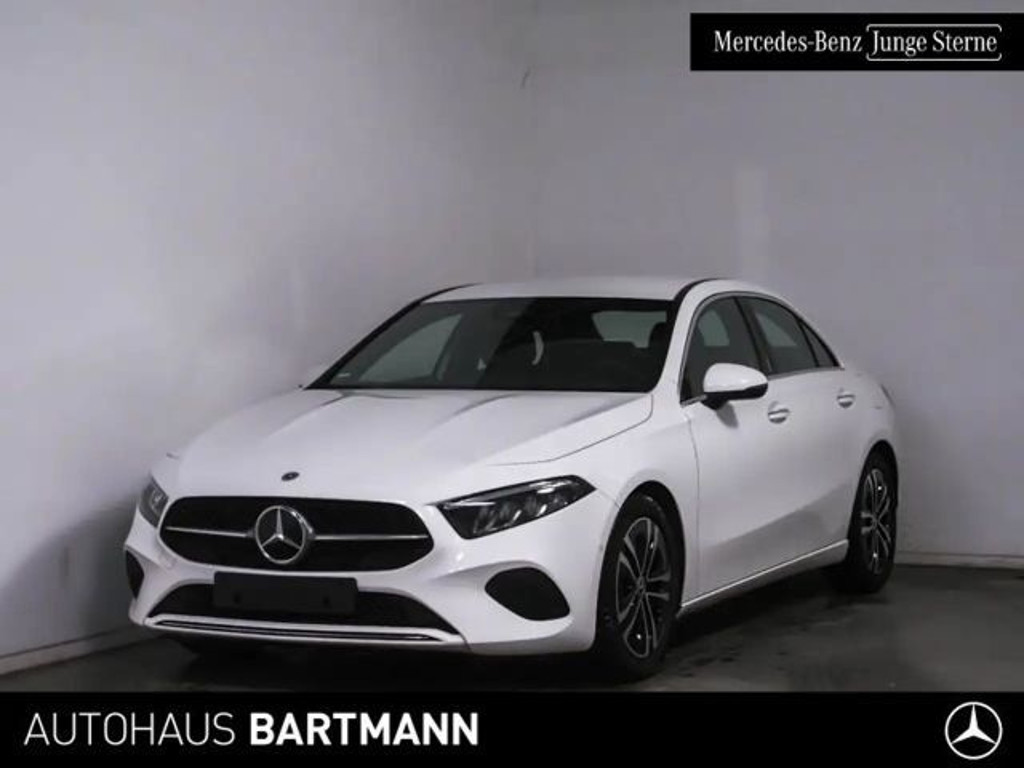 Mercedes-Benz A-Klasse 2024 Benzine