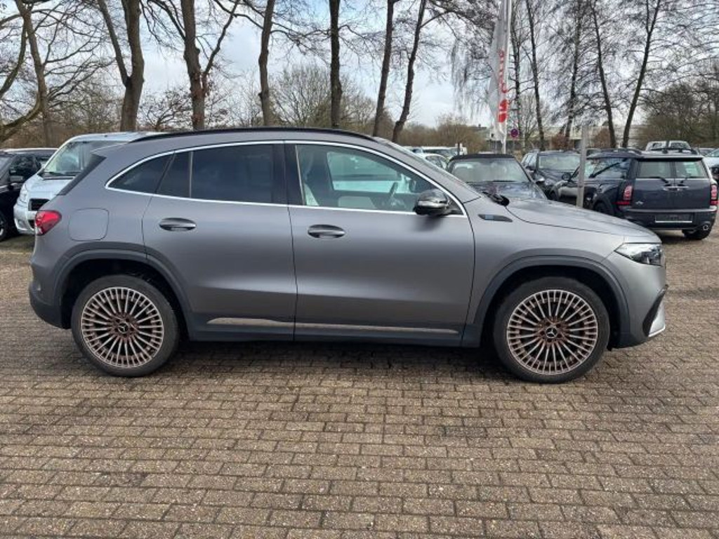 Mercedes-Benz EQA