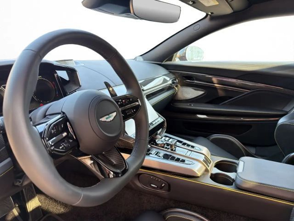 Aston Martin Vanquish