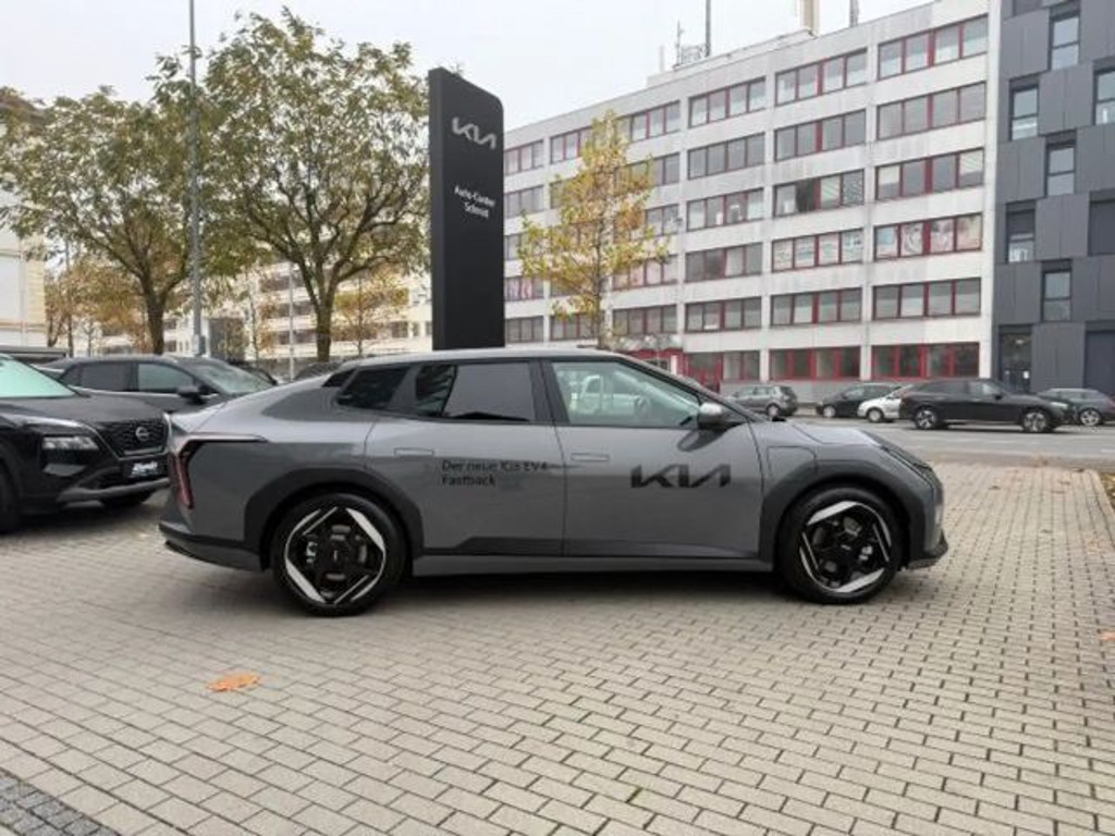 Kia EV4