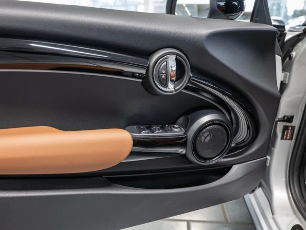 Mini John Cooper Works Cabrio