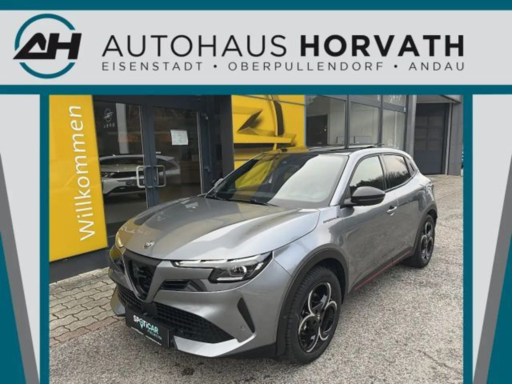 Alfa Romeo Junior 2025 Hybride Benzine