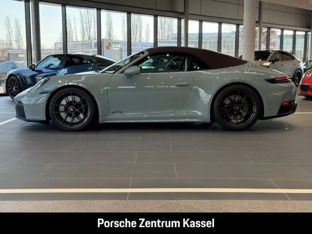 Porsche 992