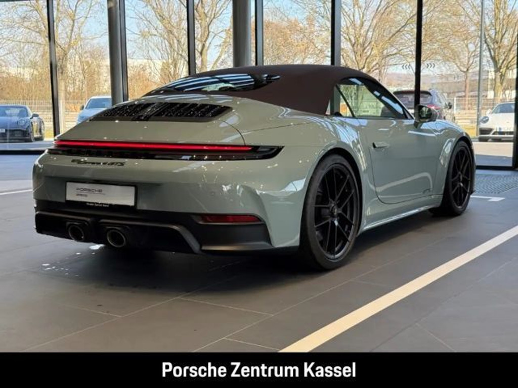 Porsche 992