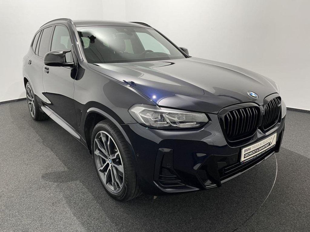 BMW iX3