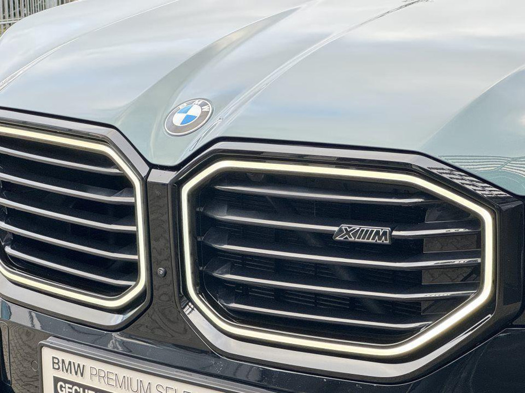 BMW XM